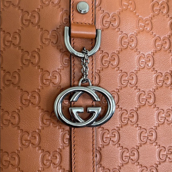 Gucci Tan Leather Logo Tote - Picture 3 of 16